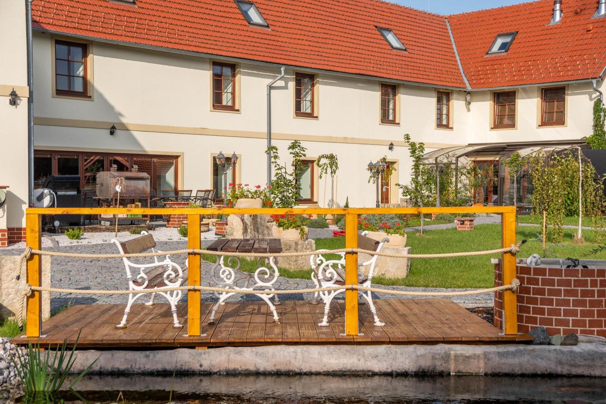 Kokorin Apartments Buitenkant foto
